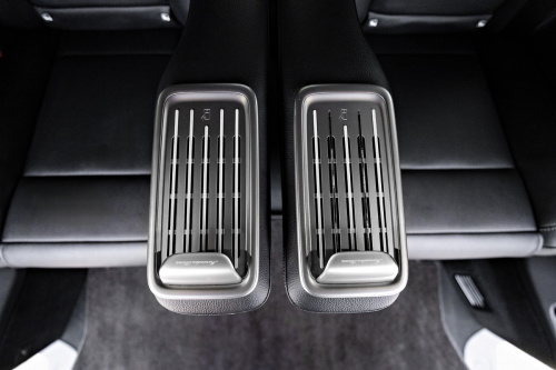 Image Mercedes-Benz V-Class25