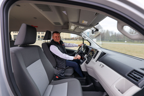 Image Toyota Hiace 9/12 мест15