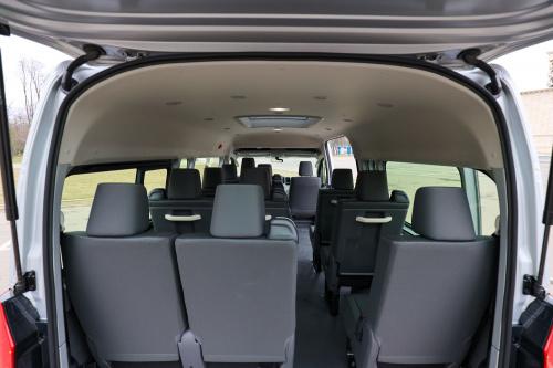 Image Toyota Hiace 9/12 мест18