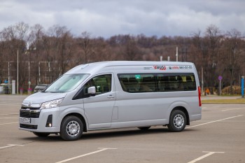 Toyota Hiace 9/12 мест, фото 4