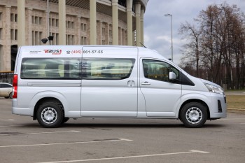 Toyota Hiace 9/12 мест, фото 2