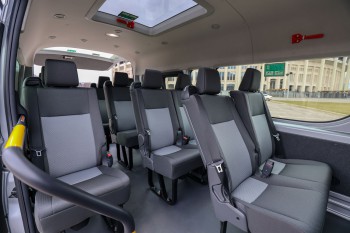 Toyota Hiace 9/12 мест, фото 5