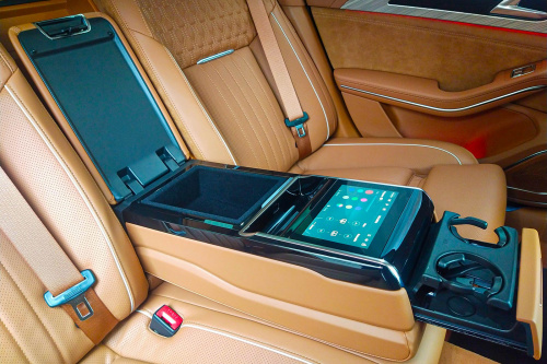 Image Hongqi H96