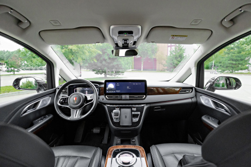 Image Hongqi HQ910