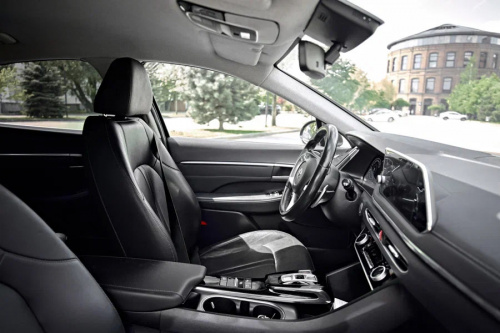 Image Hyundai Sonata с водителем10