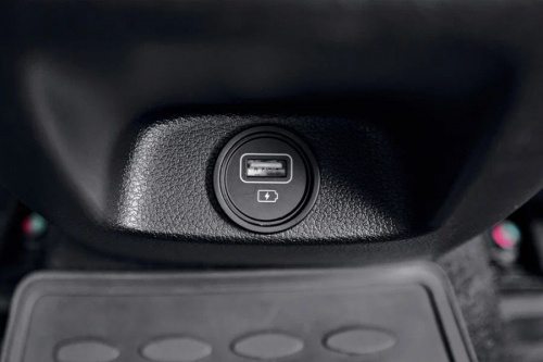 Image Hyundai Sonata с водителем19