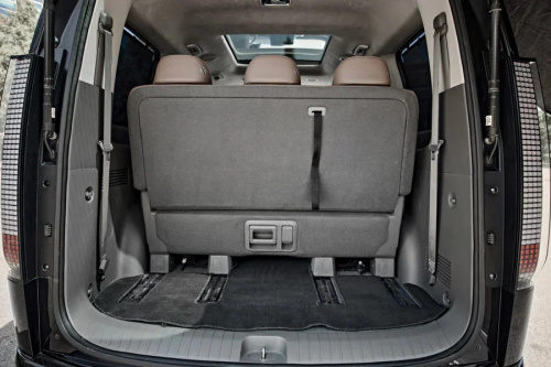 Image Hyundai Staria с водителем28