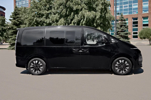 Image Hyundai Staria с водителем8