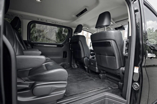 Image Toyota Hiace 5 мест VIP13
