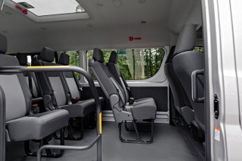 Toyota Hiace 9/12 мест, фото 7